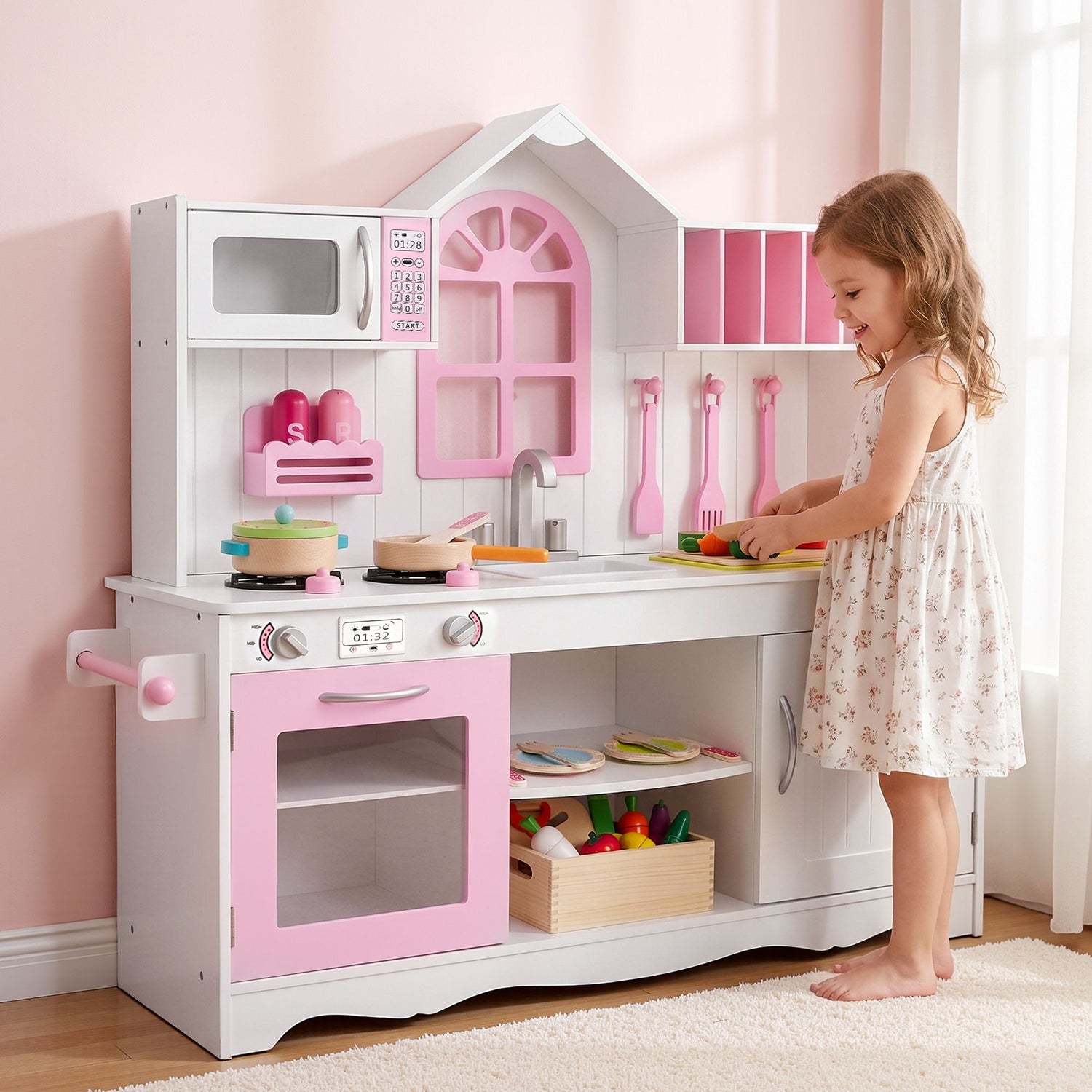 PLAY KITCHENS